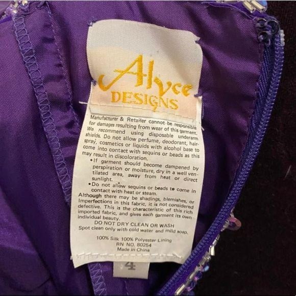 Vintage Purple beaded formal gown. Size 4 - Picture 4 of 10